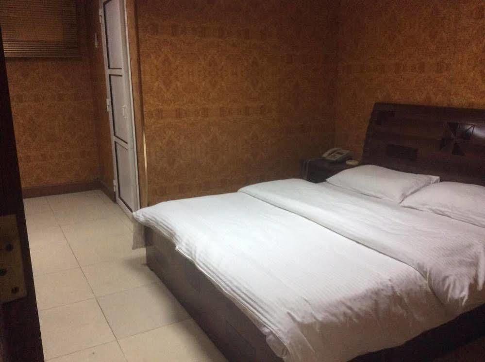 Dana Hotell Doha Exteriör bild